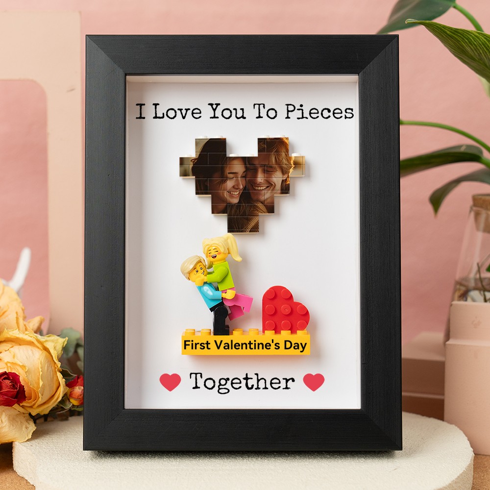 Personalized Couple Figures Frame For Boyfriend Girlfriend Valentine's Day Gift
