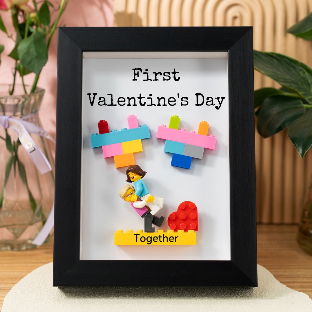 Personalized Couple Figures Frame For Boyfriend Girlfriend Valentine's Day Gift